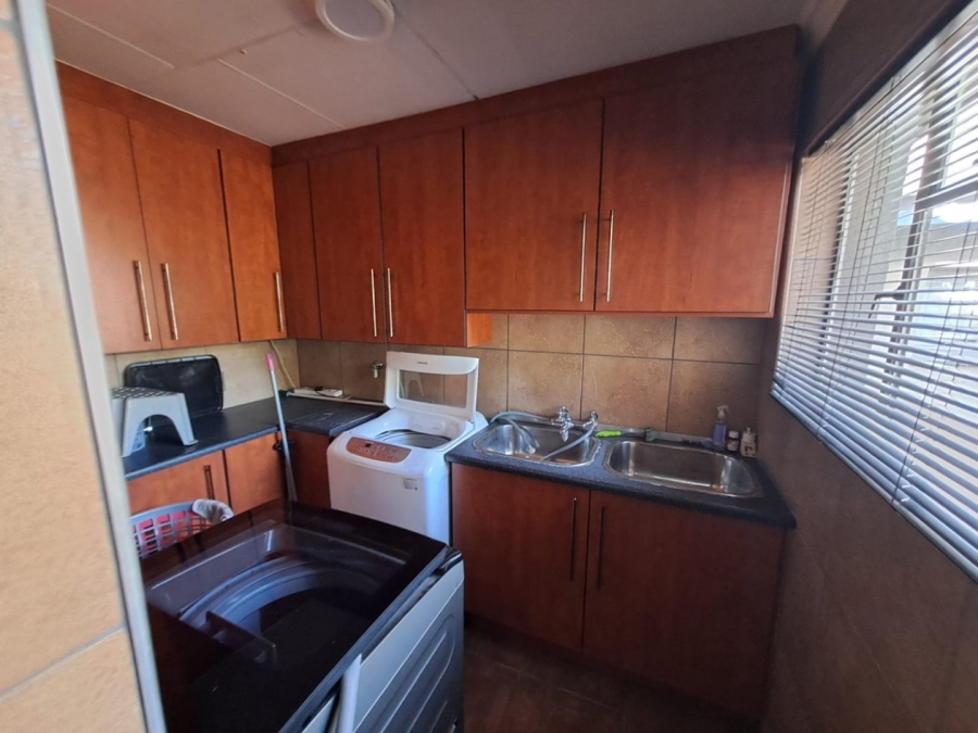 4 Bedroom Property for Sale in Sasolburg Ext 4 Free State